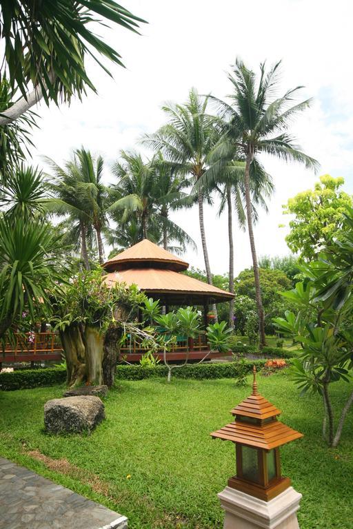 The Imperial Pattaya Hotel Exterior photo