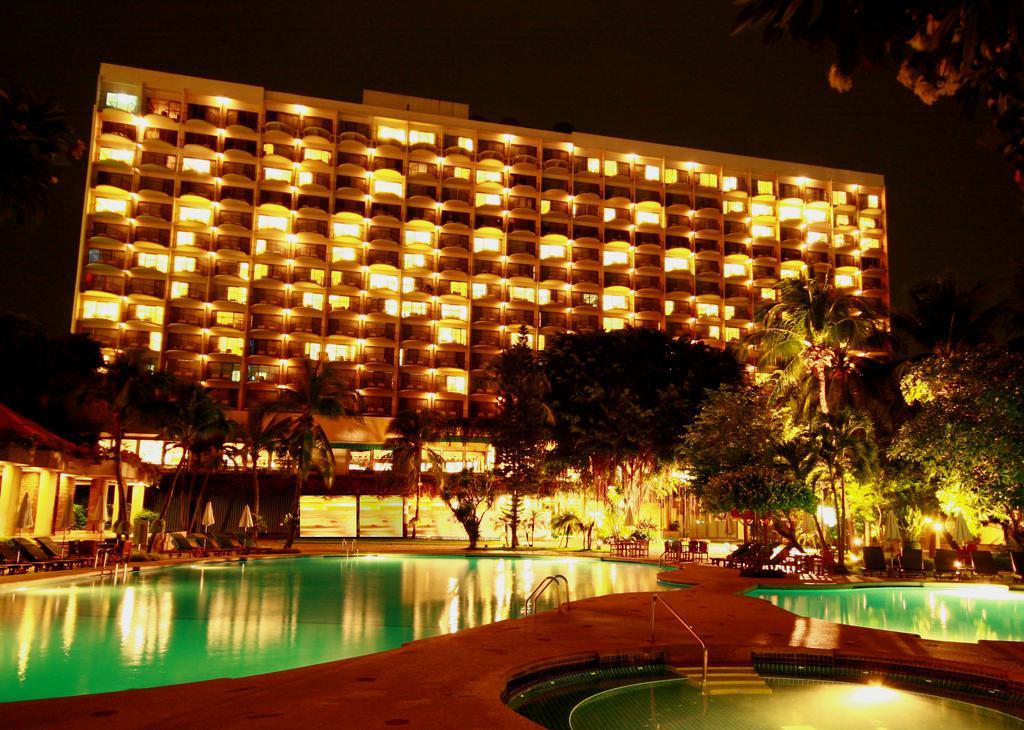 The Imperial Pattaya Hotel Exterior photo